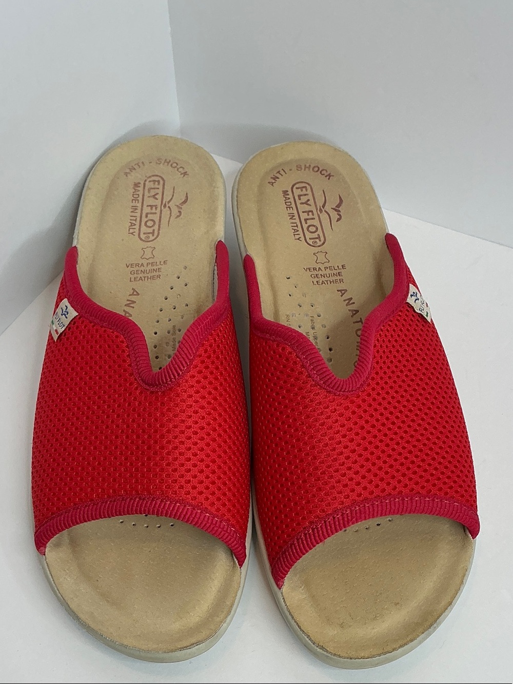 Fly Flot Red Women's Slip-On Open-Toe Comfort Clogs